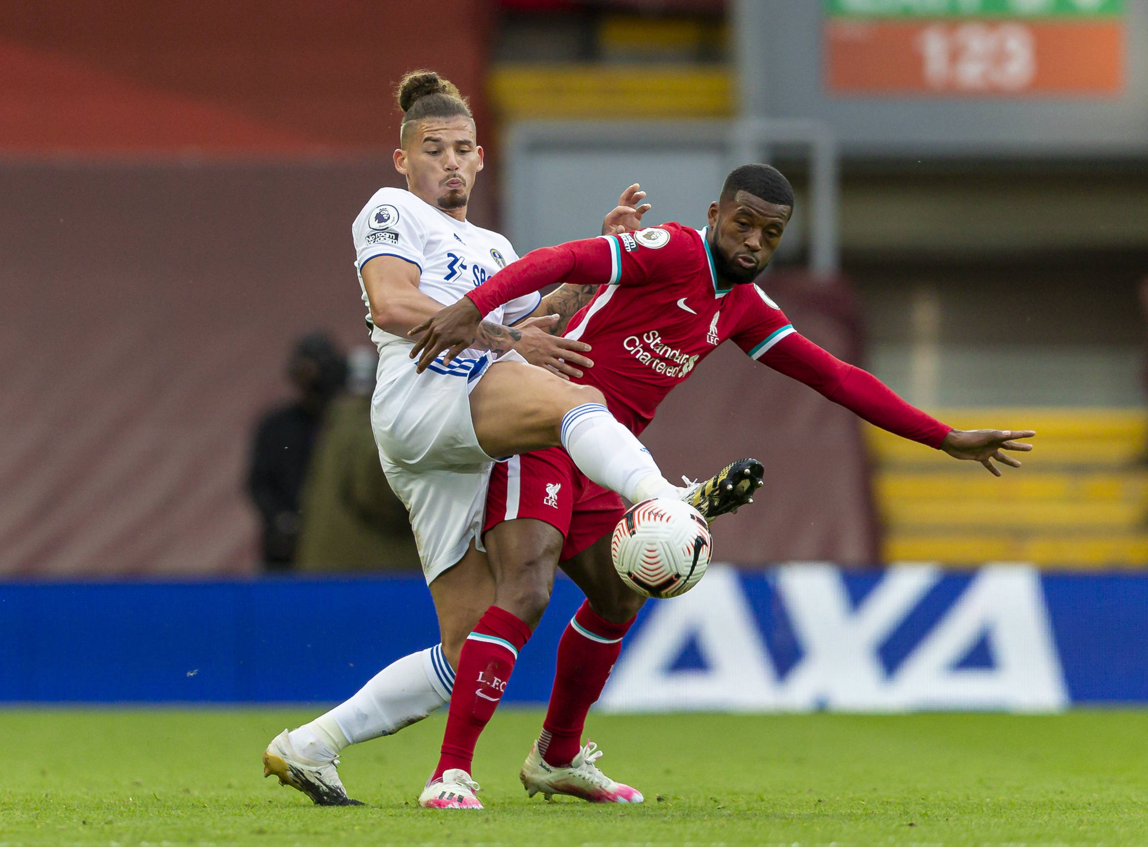 随着米兰球 随着米兰球